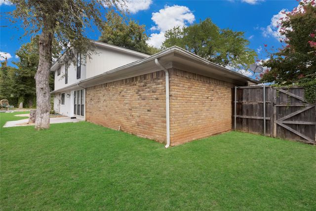4927 Stage Line Drive, Arlington, TX 76017