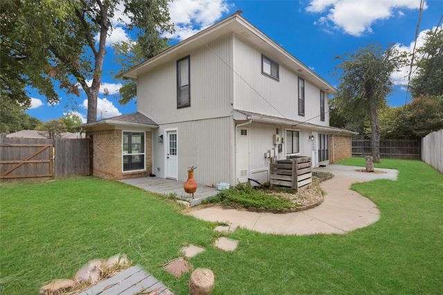 4927 Stage Line Drive, Arlington, TX 76017
