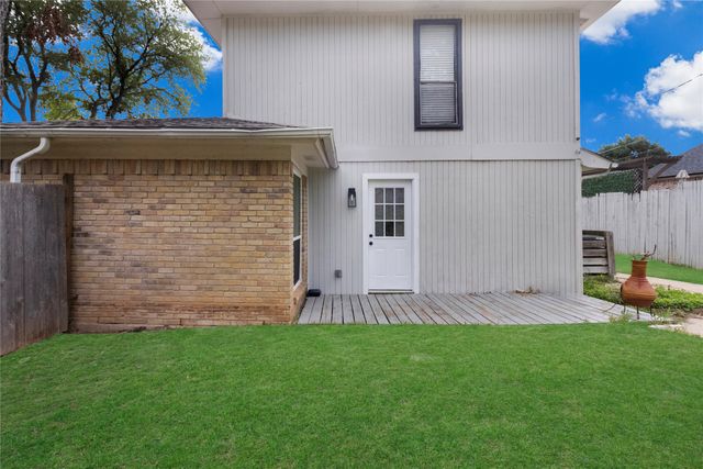 4927 Stage Line Drive, Arlington, TX 76017