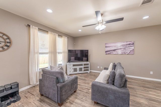 19105 Pencil Cactus DR, Pflugerville, TX 78660