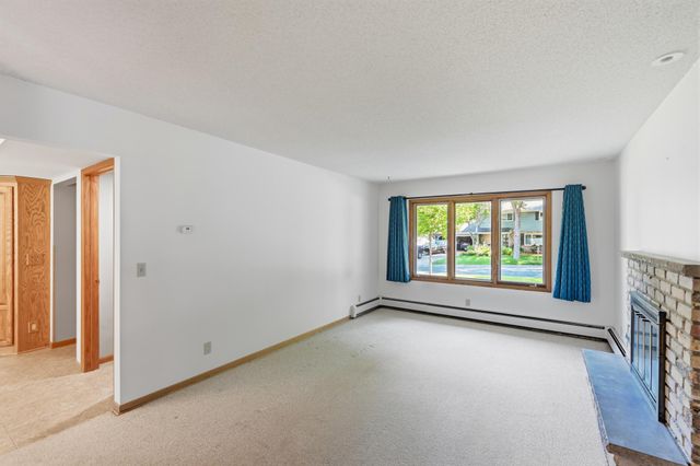 11006 Radisson Drive, Burnsville, MN 55337