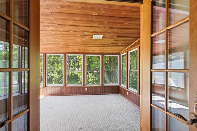 11006 Radisson Drive, Burnsville, MN 55337