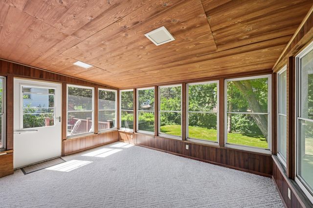 11006 Radisson Drive, Burnsville, MN 55337