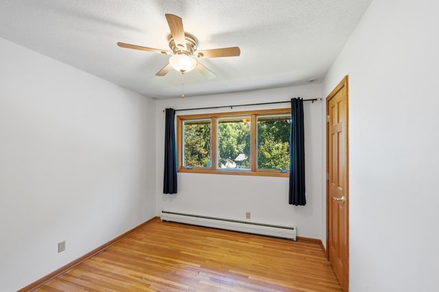 11006 Radisson Drive, Burnsville, MN 55337