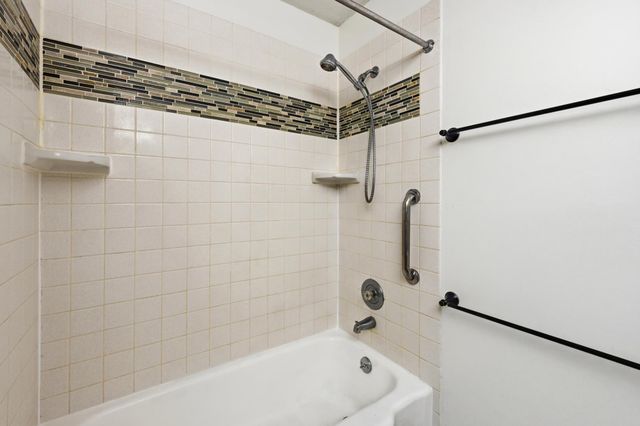 11006 Radisson Drive, Burnsville, MN 55337