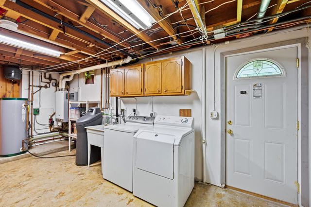 11006 Radisson Drive, Burnsville, MN 55337