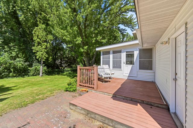 11006 Radisson Drive, Burnsville, MN 55337