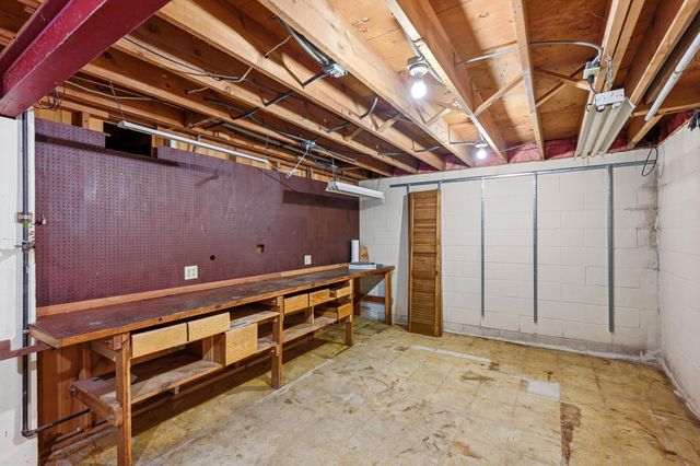 11006 Radisson Drive, Burnsville, MN 55337