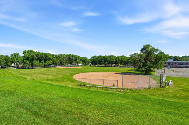 11006 Radisson Drive, Burnsville, MN 55337