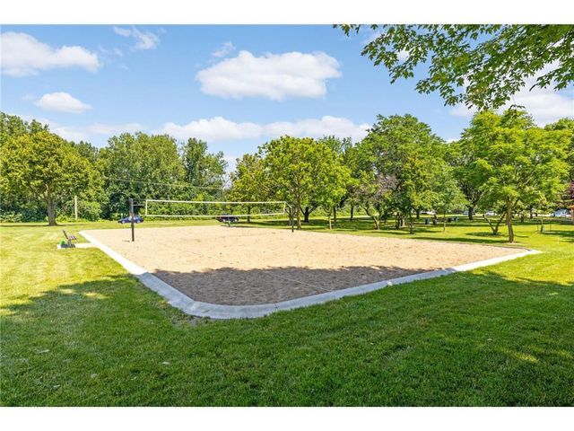 11006 Radisson Drive, Burnsville, MN 55337