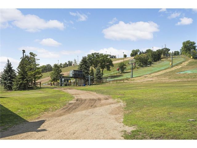 11006 Radisson Drive, Burnsville, MN 55337