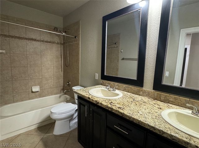 1625 Hidden Spring Drive, Las Vegas, NV 89117