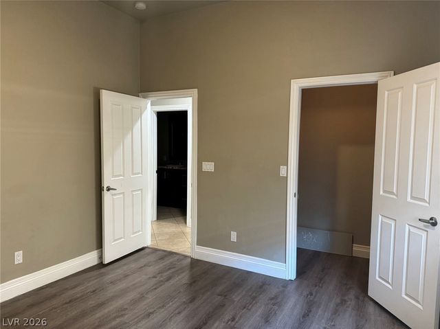 1625 Hidden Spring Drive, Las Vegas, NV 89117