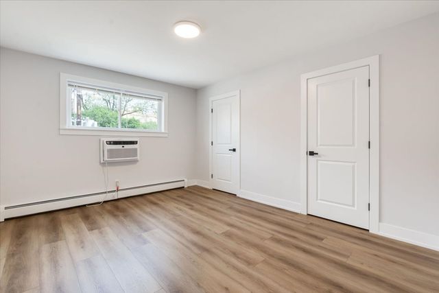929 Washington Street 304, Evanston, IL 60202