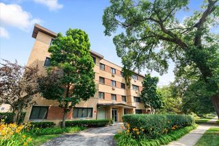 929 Washington Street 304, Evanston, IL 60202