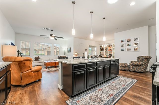 715 Orange Plume Walk, Henderson, NV 89011