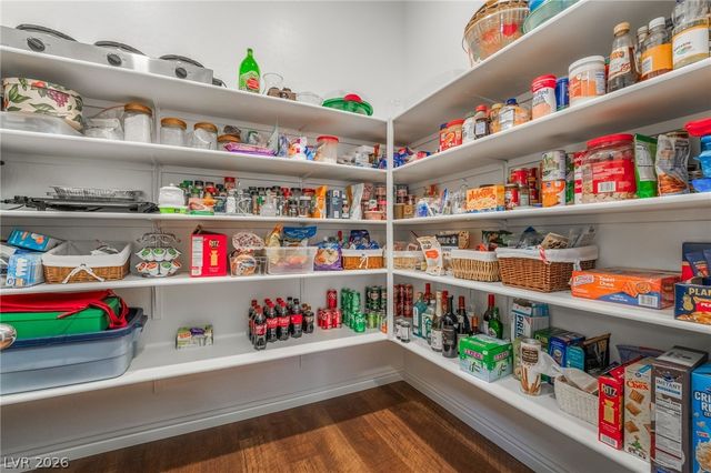 715 Orange Plume Walk, Henderson, NV 89011