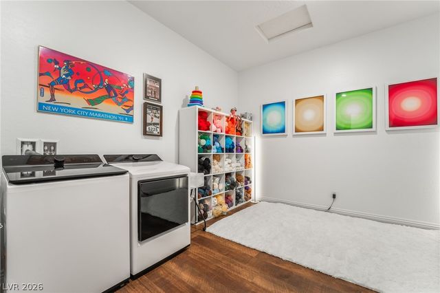 715 Orange Plume Walk, Henderson, NV 89011