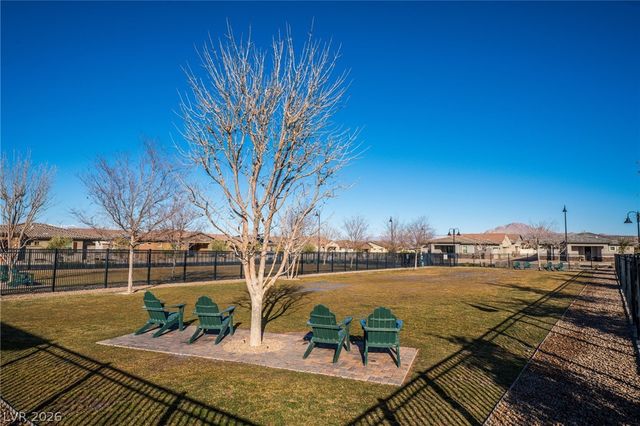 715 Orange Plume Walk, Henderson, NV 89011