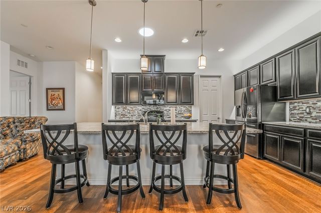 715 Orange Plume Walk, Henderson, NV 89011