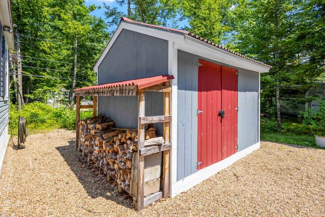 12 Barvel Whang Road, Tuftonboro, NH 03816