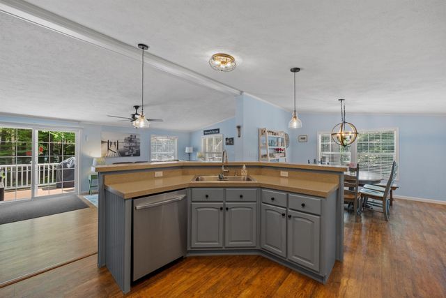 12 Barvel Whang Road, Tuftonboro, NH 03816