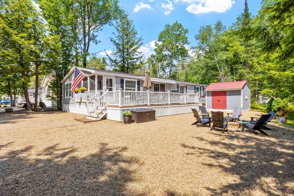 12 Barvel Whang Road, Tuftonboro, NH 03816