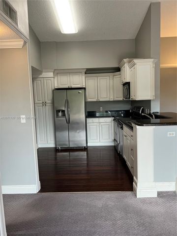 6928 SW 39th Street A303, Davie, FL 33314