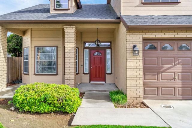 7164 N Mitre Avenue, Fresno, CA 93722