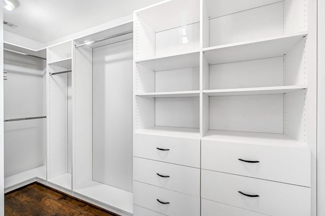 7164 N Mitre Avenue, Fresno, CA 93722