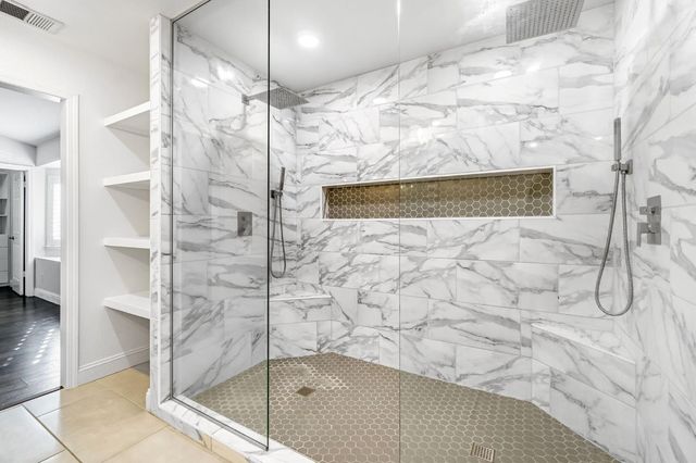 7164 N Mitre Avenue, Fresno, CA 93722