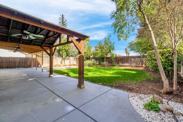 7164 N Mitre Avenue, Fresno, CA 93722