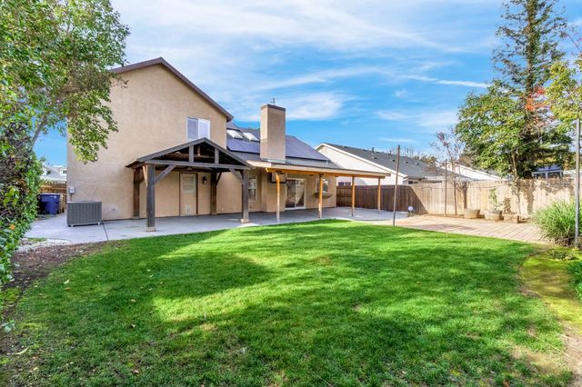 7164 N Mitre Avenue, Fresno, CA 93722