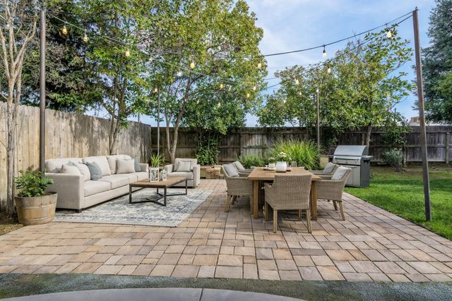 7164 N Mitre Avenue, Fresno, CA 93722