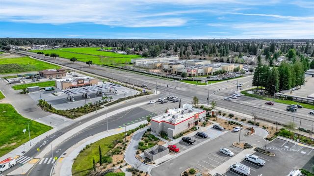 7164 N Mitre Avenue, Fresno, CA 93722