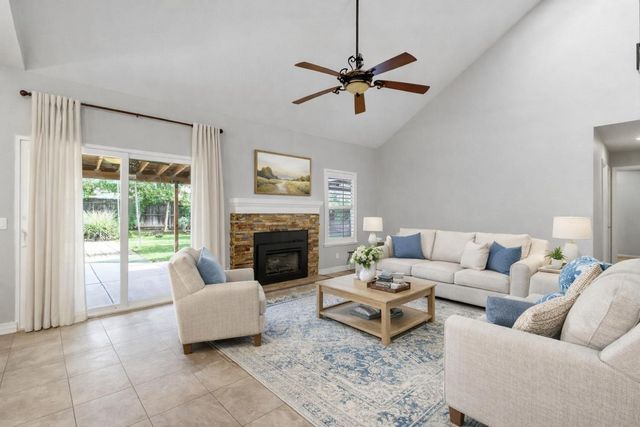 7164 N Mitre Avenue, Fresno, CA 93722