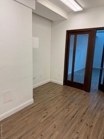 3272 Steinway Street B-02, Astoria, NY 11103