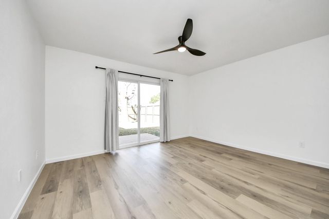 3305 Avenue R, Rosenberg, TX 77471