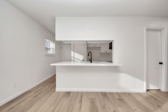 3305 Avenue R, Rosenberg, TX 77471