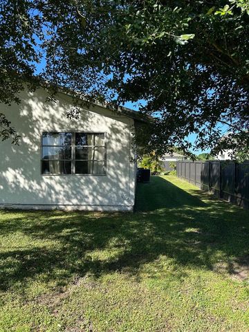 461 SW Byron Street, Port St. Lucie, FL 34983