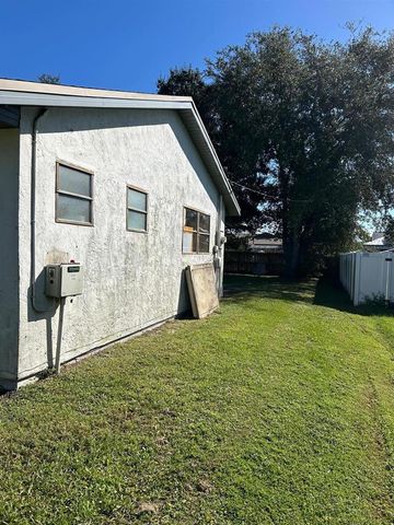 461 SW Byron Street, Port St. Lucie, FL 34983