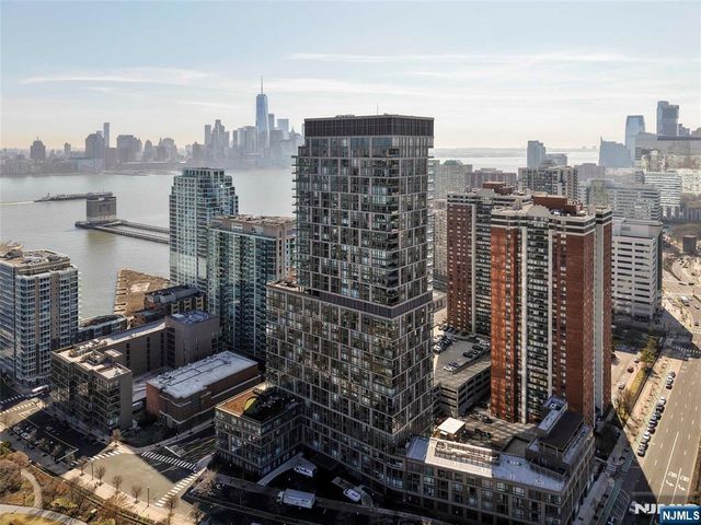 75 Park Lane PH-3701, Jersey City, NJ 07310