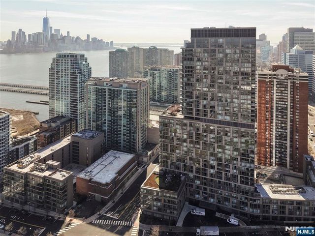 75 Park Lane PH-3701, Jersey City, NJ 07310