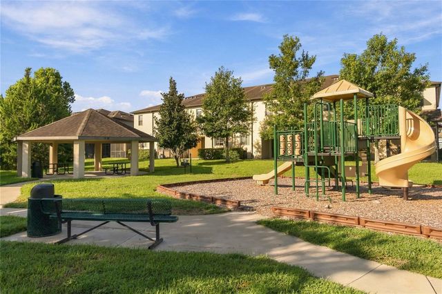 2724 WHITE ISLE LANE, Orlando, FL 32825