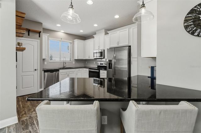 2724 WHITE ISLE LANE, Orlando, FL 32825