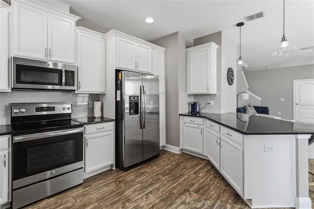 2724 WHITE ISLE LANE, Orlando, FL 32825