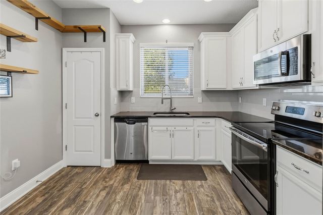 2724 WHITE ISLE LANE, Orlando, FL 32825