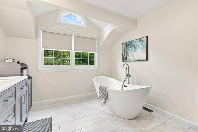 1805 HOOD LN, Ambler, PA 19002