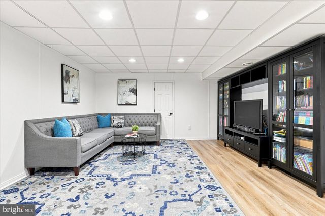 1805 HOOD LN, Ambler, PA 19002
