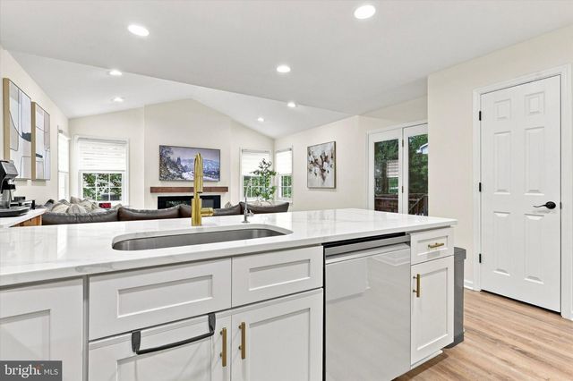 1805 HOOD LN, Ambler, PA 19002